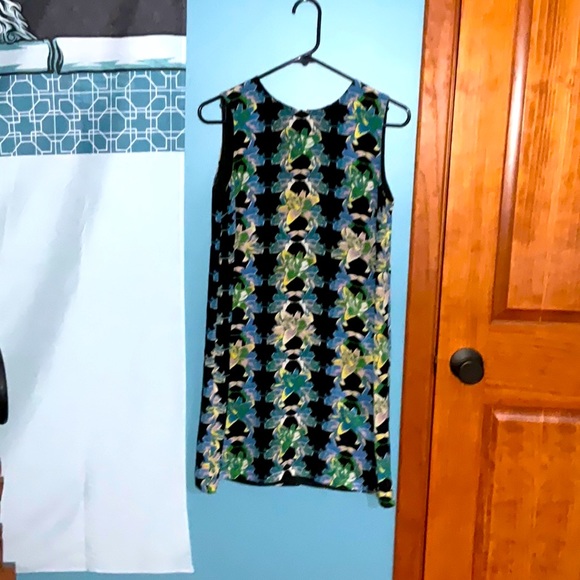 Dresses & Skirts - M Missoni sleeveless shift dress